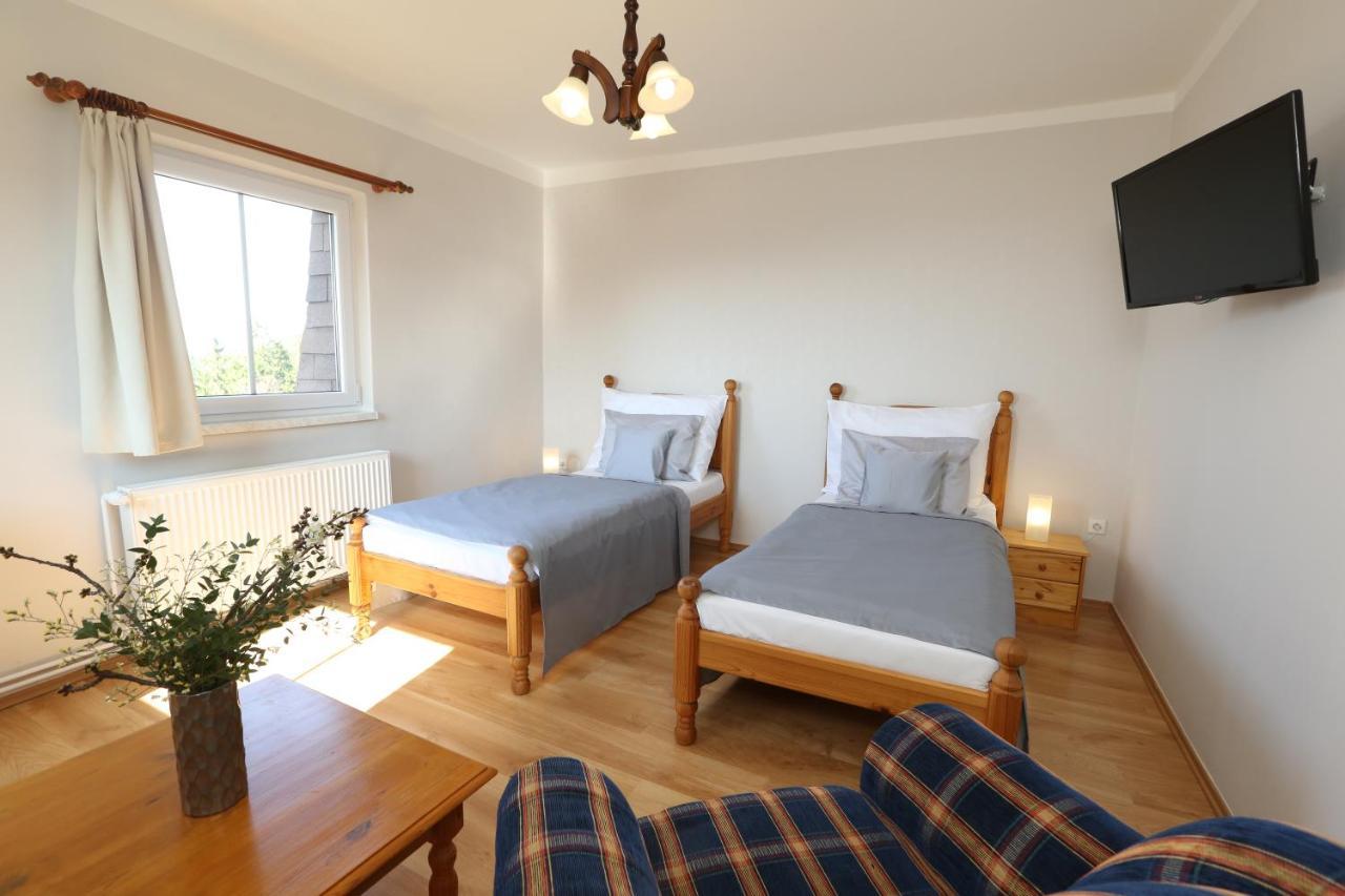 Hotel Zamecek Janovicky Broumov Extérieur photo