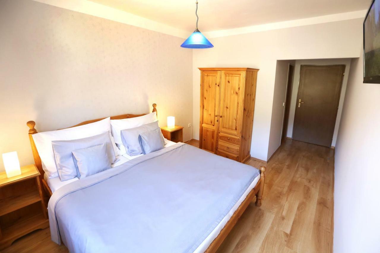 Hotel Zamecek Janovicky Broumov Extérieur photo
