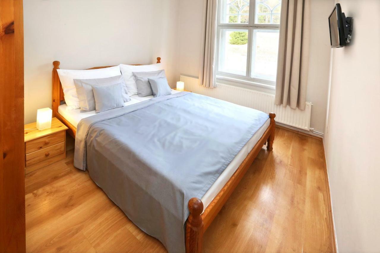 Hotel Zamecek Janovicky Broumov Extérieur photo
